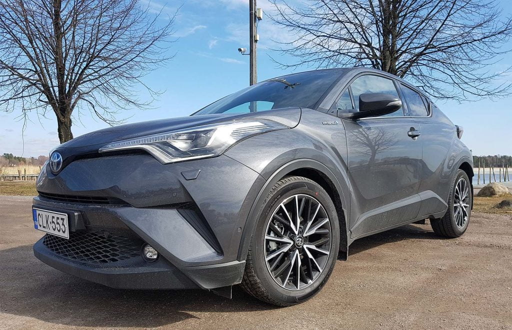 Koeajossa uuden sukupolven Toyota Koeajossa uuden sukupolven Toyota