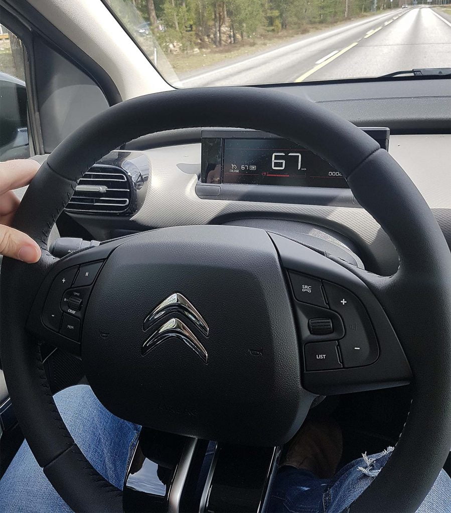 Koeajossa uusi Citroen C4 Cactus Koeajossa uusi Citroen C4 Cactus