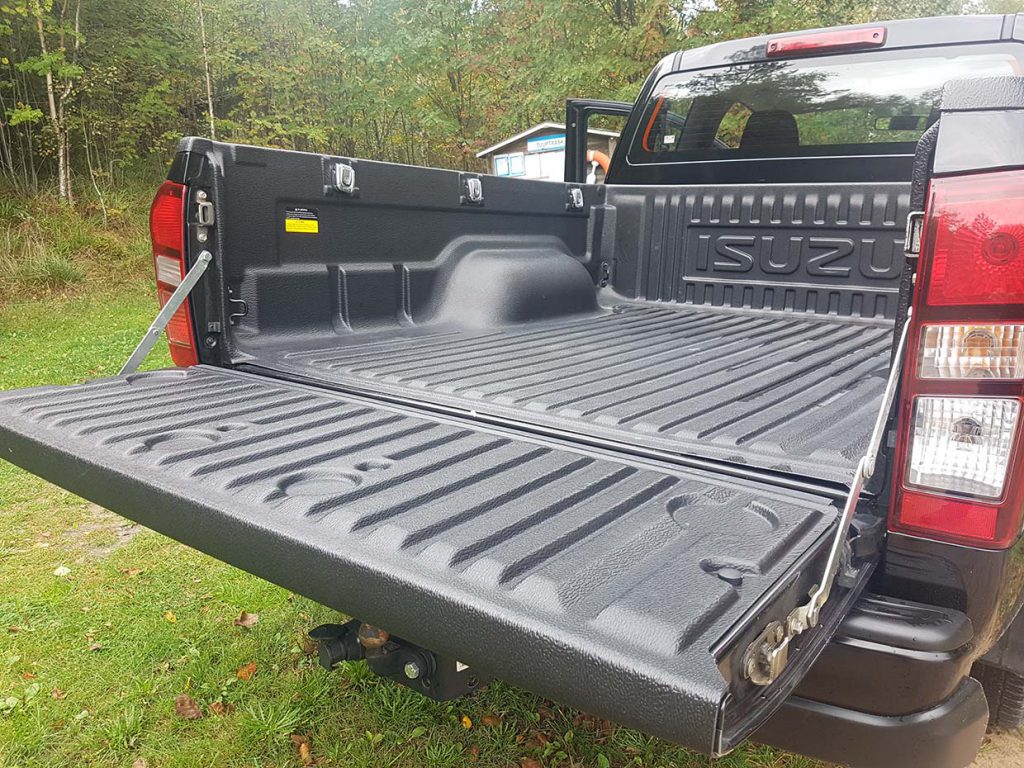 Testissä Isuzu D-Max Space Cab