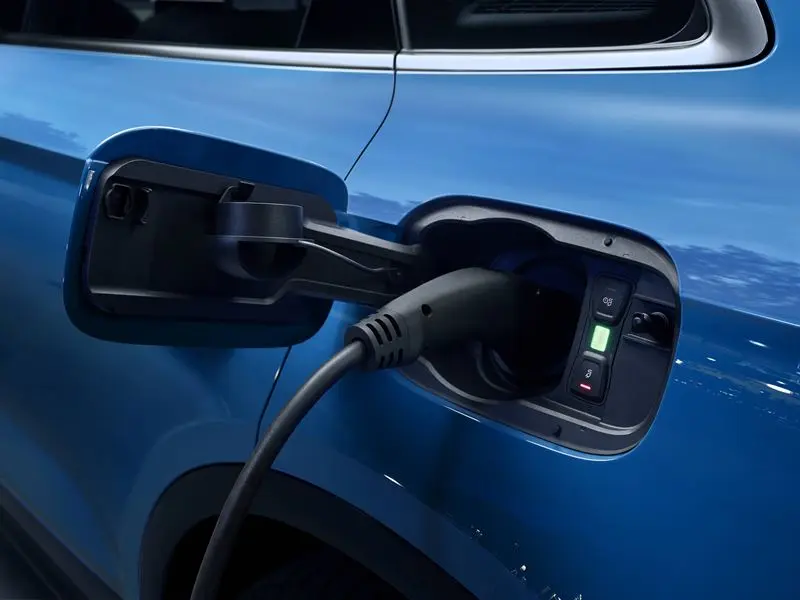 Uusi Audi Q5 55 TFSI e quattro – taloudellisuutta ja suorituskykyä ladattavalla hybridillä Uusi Audi Q5 55 TFSI e quattro – taloudellisuutta ja suorituskykyä ladattavalla hybridillä