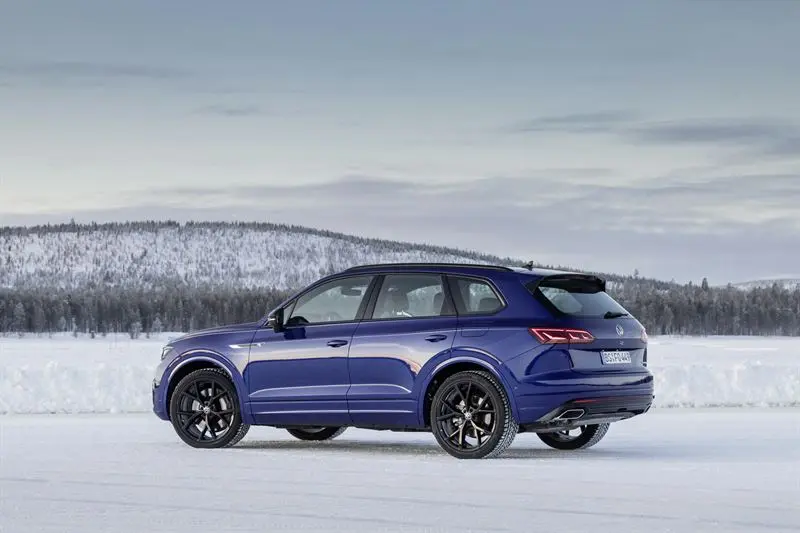 Uusi Volkswagen Touareg R ladattava hybridi Uusi Volkswagen Touareg R ladattava hybridi